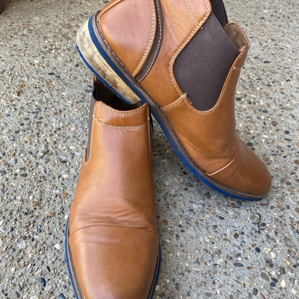 Tan Faux Leather Slip-On BootsSize 8M